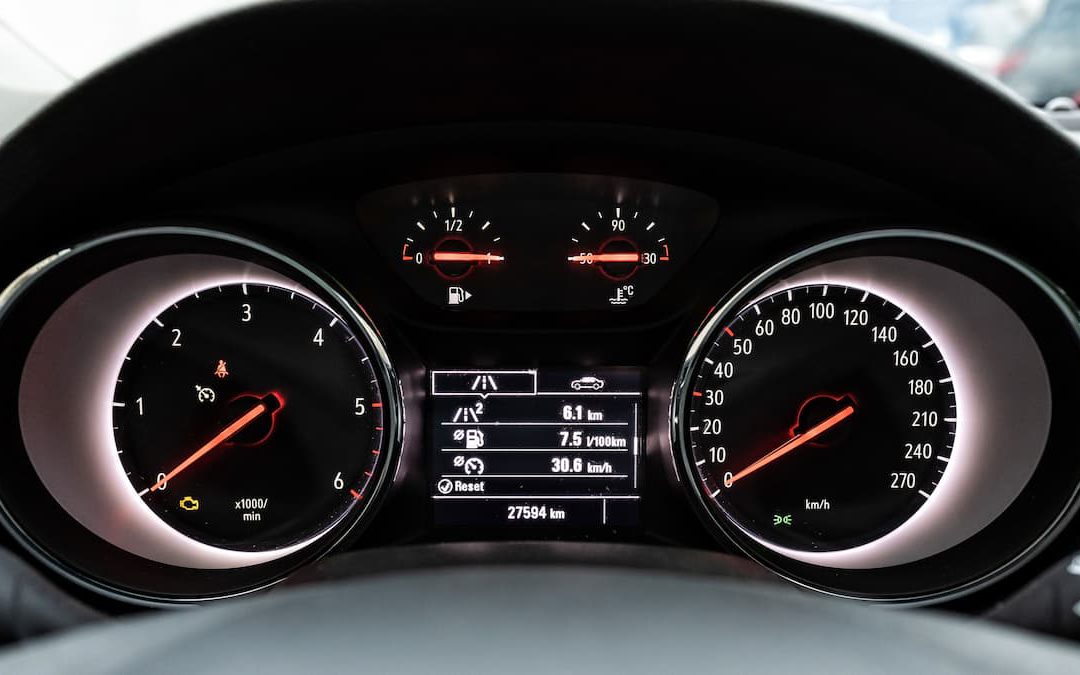 BMW EPC: cosa è e cosa indica questo segnale d’avvertimento