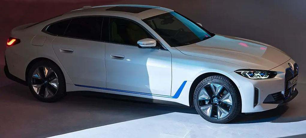 nuova-bmw-i4