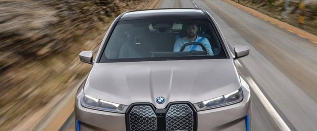autonomia-auto-elettrica-BMW