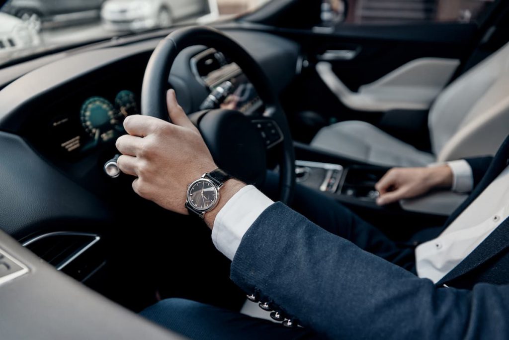 Come-guidare-una-macchina-elettrica-BMW