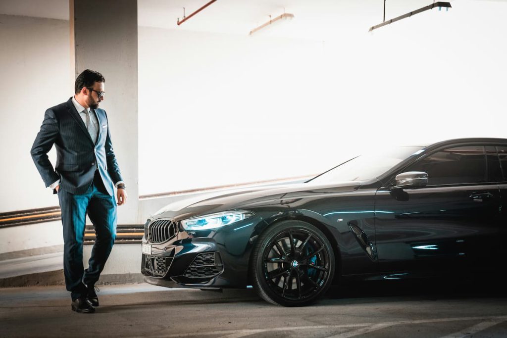 bmw-curved-display