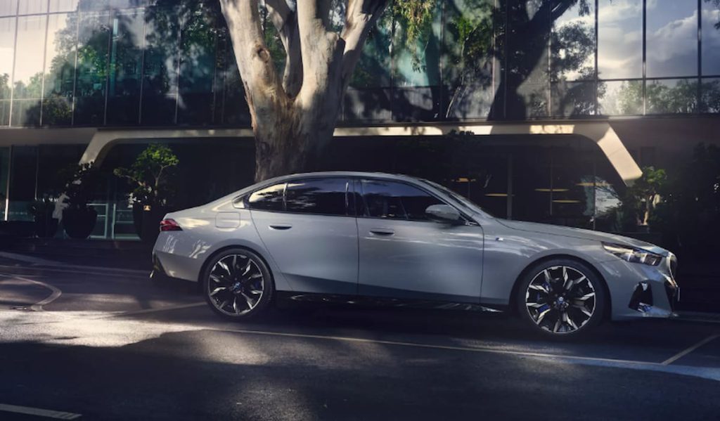 bmw-i5-2025