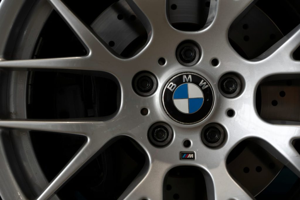 bmw-i5-elettrica