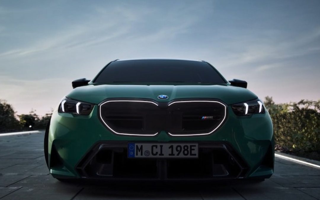 Nuova BMW M5 Touring 2026 a Roma: come gestire le prestazioni della super-ibrida